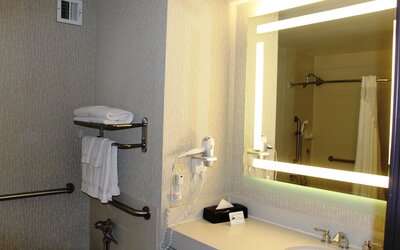 DoubleTree by Hilton Buena Park