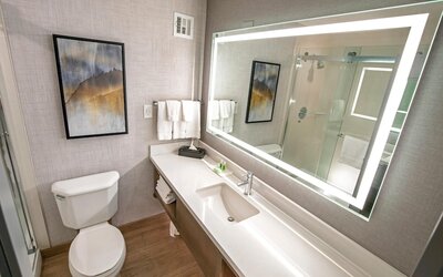 DoubleTree by Hilton Buena Park