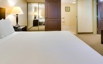 The Buena Park Grand Hotel & Suites