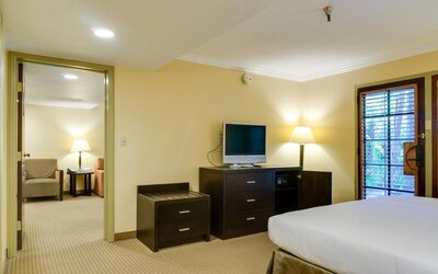 The Buena Park Grand Hotel & Suites