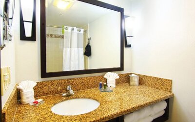The Buena Park Grand Hotel & Suites