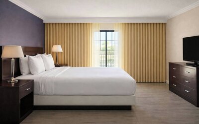 The Buena Park Grand Hotel & Suites