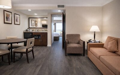 The Buena Park Grand Hotel & Suites