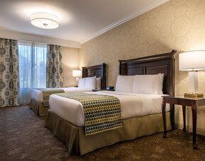 Ayres Hotel Seal Beach - Cypress