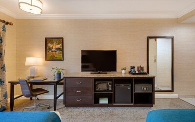 Ayres Suites Diamond Bar