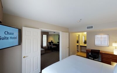 Chase Suites Hotel Brea-Fullerton