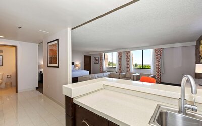 Doubletree by Hilton Whittier Los Angeles