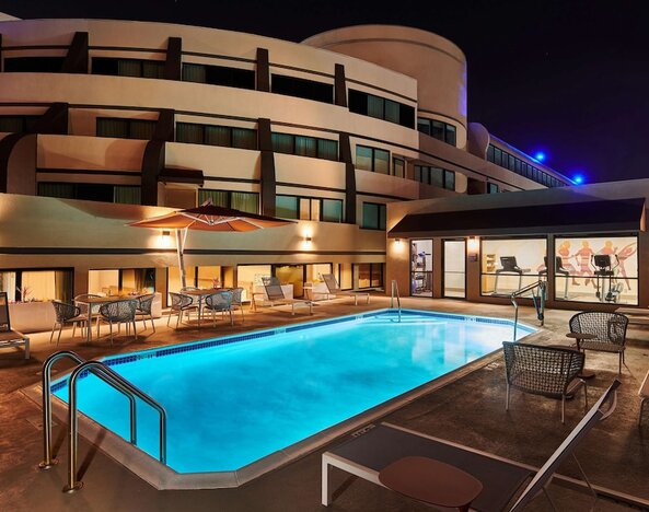 DoubleTree by Hilton Fullerton