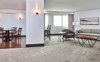 DoubleTree by Hilton Fullerton