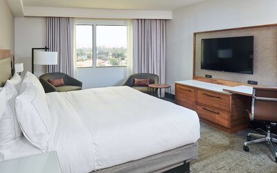 DoubleTree by Hilton Fullerton