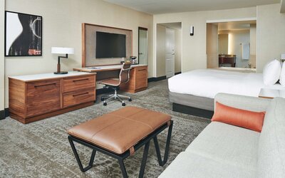 DoubleTree by Hilton Fullerton
