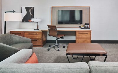 DoubleTree by Hilton Fullerton