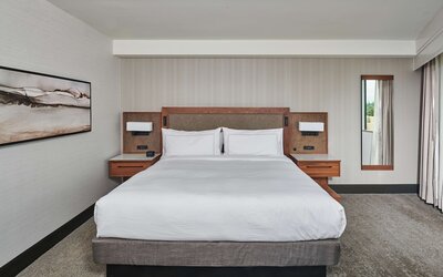 DoubleTree by Hilton Fullerton