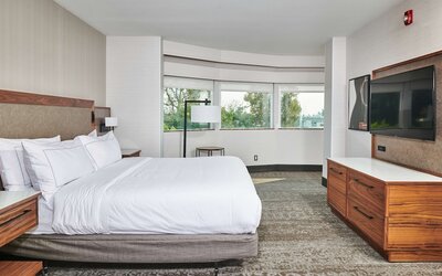 DoubleTree by Hilton Fullerton
