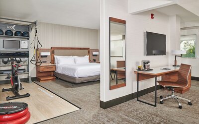 DoubleTree by Hilton Fullerton