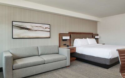 DoubleTree by Hilton Fullerton