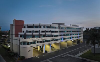 DoubleTree by Hilton Fullerton