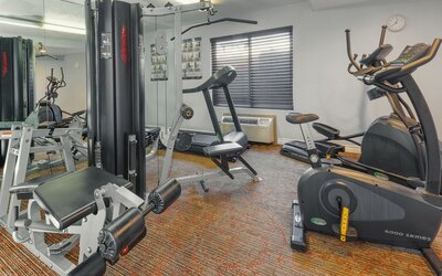 Best Western Plus Newport Mesa Inn