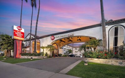 Best Western Plus Newport Mesa Inn