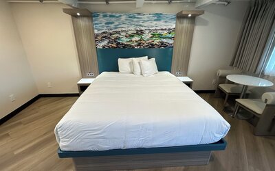 Costa Mesa Inn