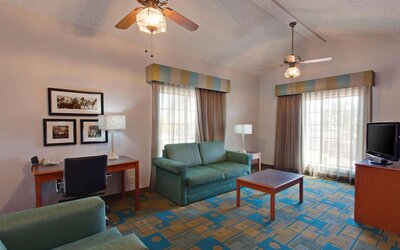 La Quinta Inn by Wyndham Costa Mesa / Newport Beach
