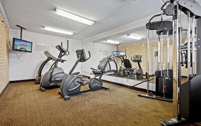 La Quinta Inn by Wyndham Costa Mesa / Newport Beach