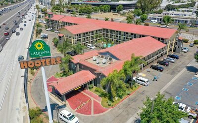 La Quinta Inn by Wyndham Costa Mesa / Newport Beach