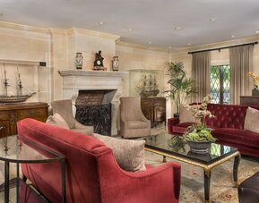 Ayres Hotel Costa Mesa/Newport Beach