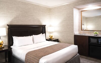 Ayres Hotel Costa Mesa/Newport Beach