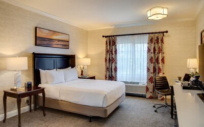 Ayres Hotel Costa Mesa/Newport Beach