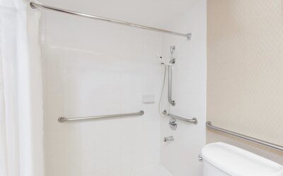 Howard Johnson by Wyndham Fullerton/Anaheim Conference Cntr