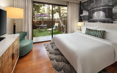 Avenue of the Arts Costa Mesa, a Tribute Portfolio Hotel