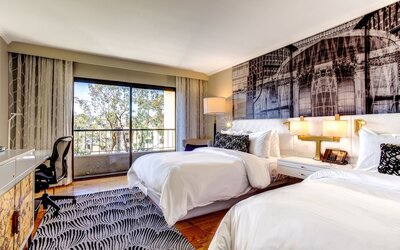 Avenue of the Arts Costa Mesa, a Tribute Portfolio Hotel