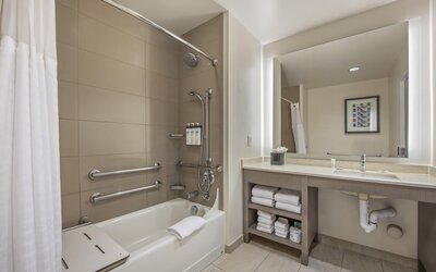 Hyatt House Irvine/John Wayne Airport