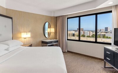 Embassy Suites by Hilton Irvine Orange County Airport