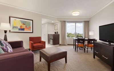 Embassy Suites by Hilton Irvine Orange County Airport