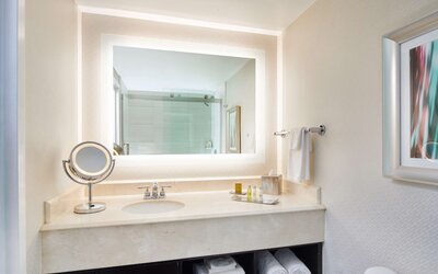 DoubleTree by Hilton Irvine - Spectrum