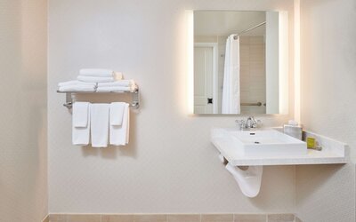 DoubleTree by Hilton Irvine - Spectrum