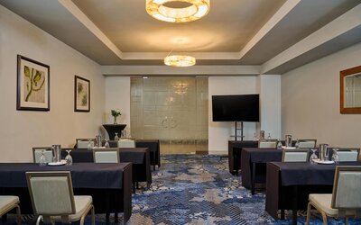 DoubleTree by Hilton Irvine - Spectrum