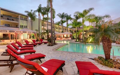 Atrium Hotel at Orange County Airport