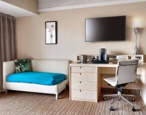 Atrium Hotel at Orange County Airport