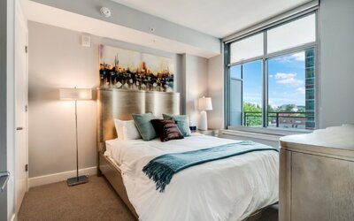 Bluebird Suites near Chevy Chase