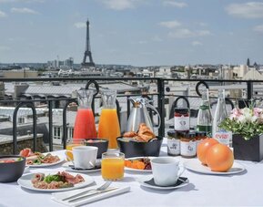 Maison Astor Paris, Curio Collection By Hilton