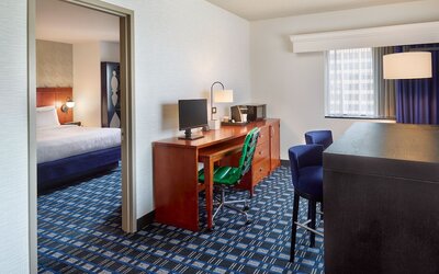 Courtyard by Marriott Arlington Crystal City/Reagan National