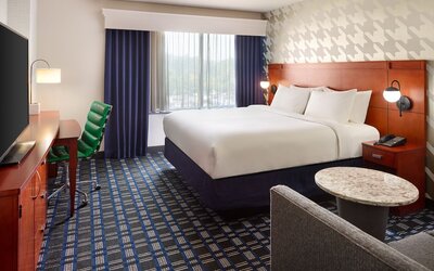 Courtyard by Marriott Arlington Crystal City/Reagan National