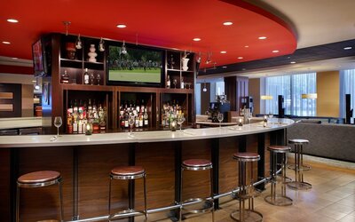 Courtyard by Marriott Arlington Crystal City/Reagan National