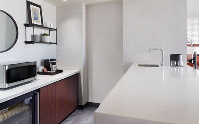 Courtyard by Marriott Arlington Crystal City/Reagan National