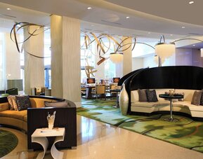 Renaissance Arlington Capital View Hotel
