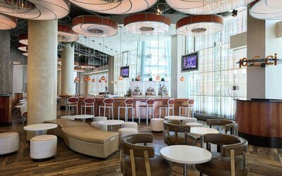 Renaissance Arlington Capital View Hotel