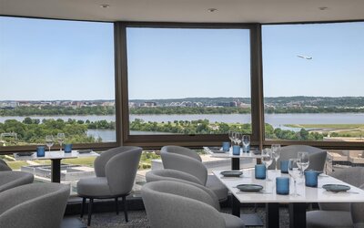 DoubleTree by Hilton Washington DC - Crystal City